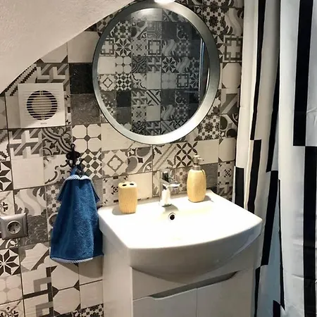 Medieval Stylish Studio In 17th Century House * 리가